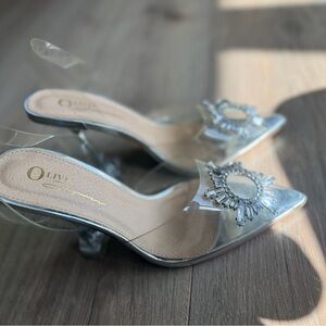 Silver Clear Embellished Mule Heels size 7, preowned, 4 inch heels